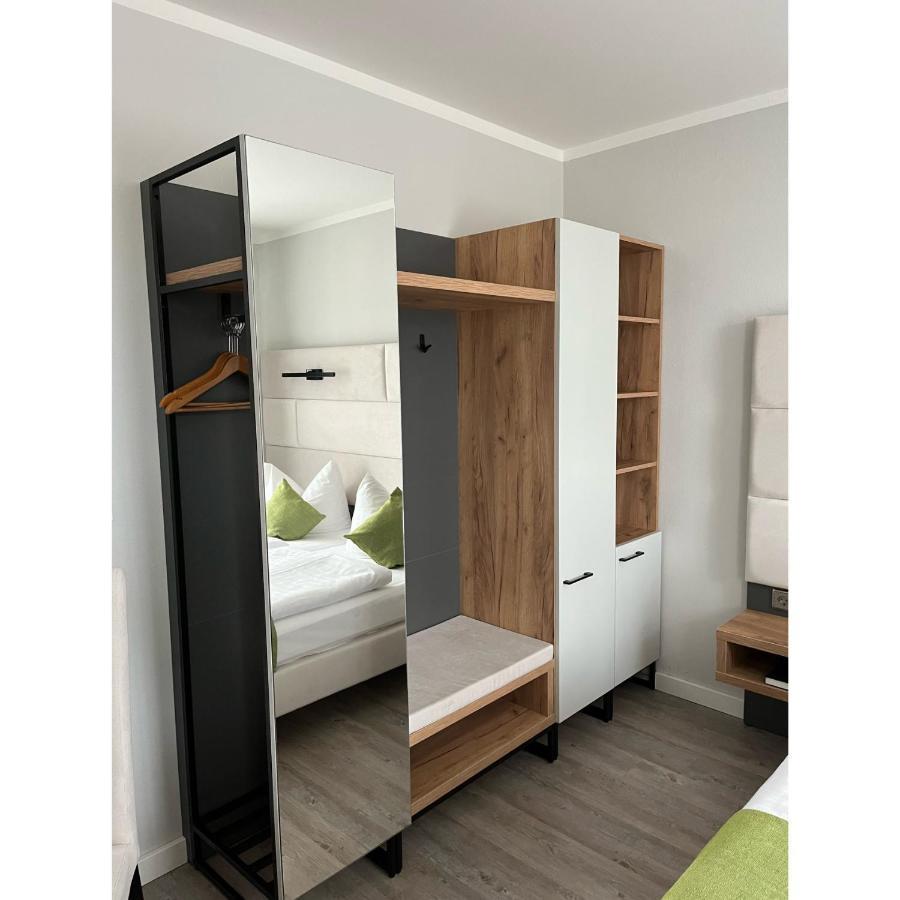 Hotel Und Restaurant Kranichsberg Woltersdorf  Екстериор снимка