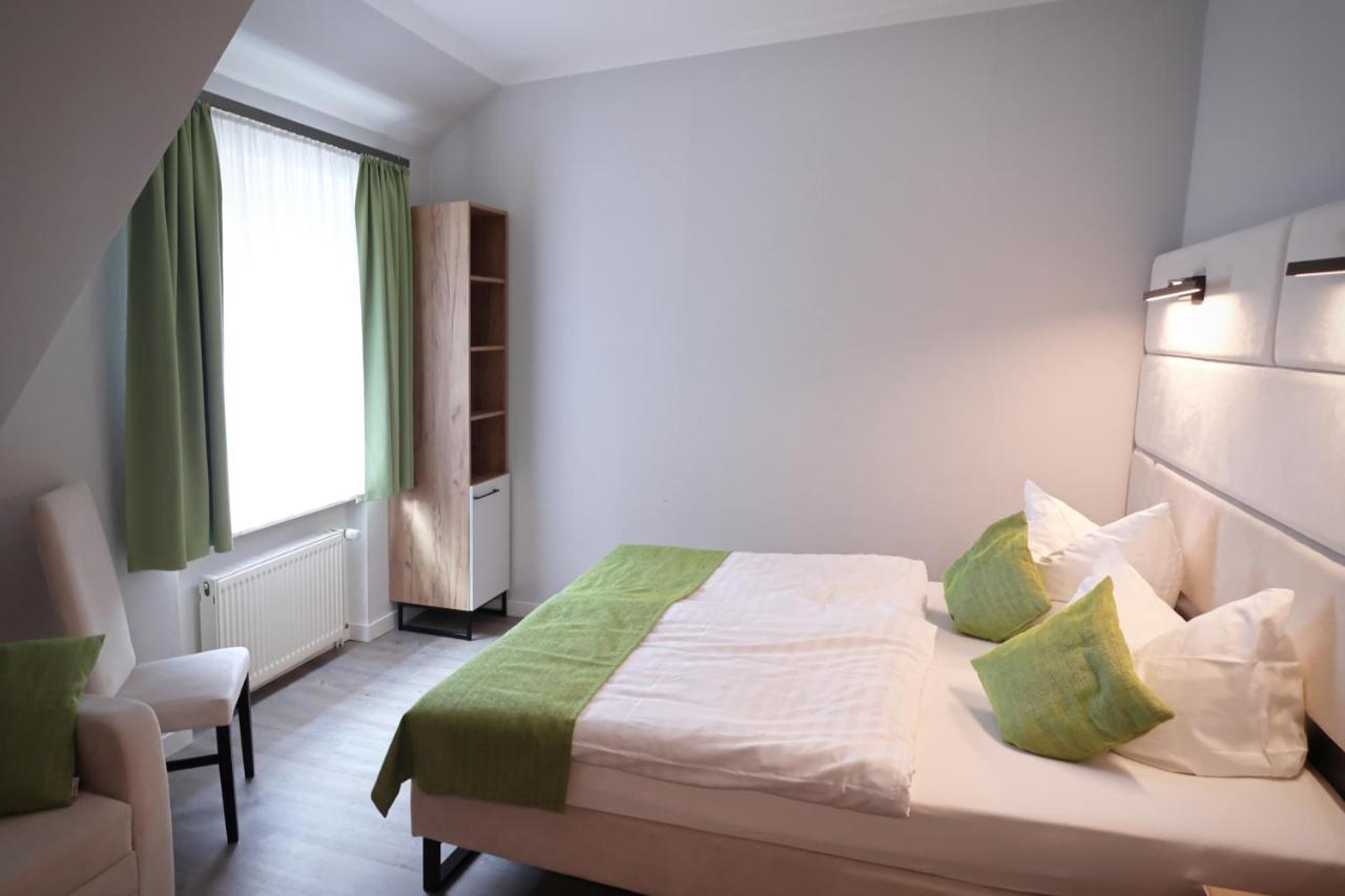 Hotel Und Restaurant Kranichsberg Woltersdorf  Екстериор снимка