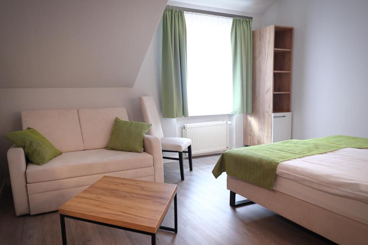 Hotel Und Restaurant Kranichsberg Woltersdorf  Екстериор снимка