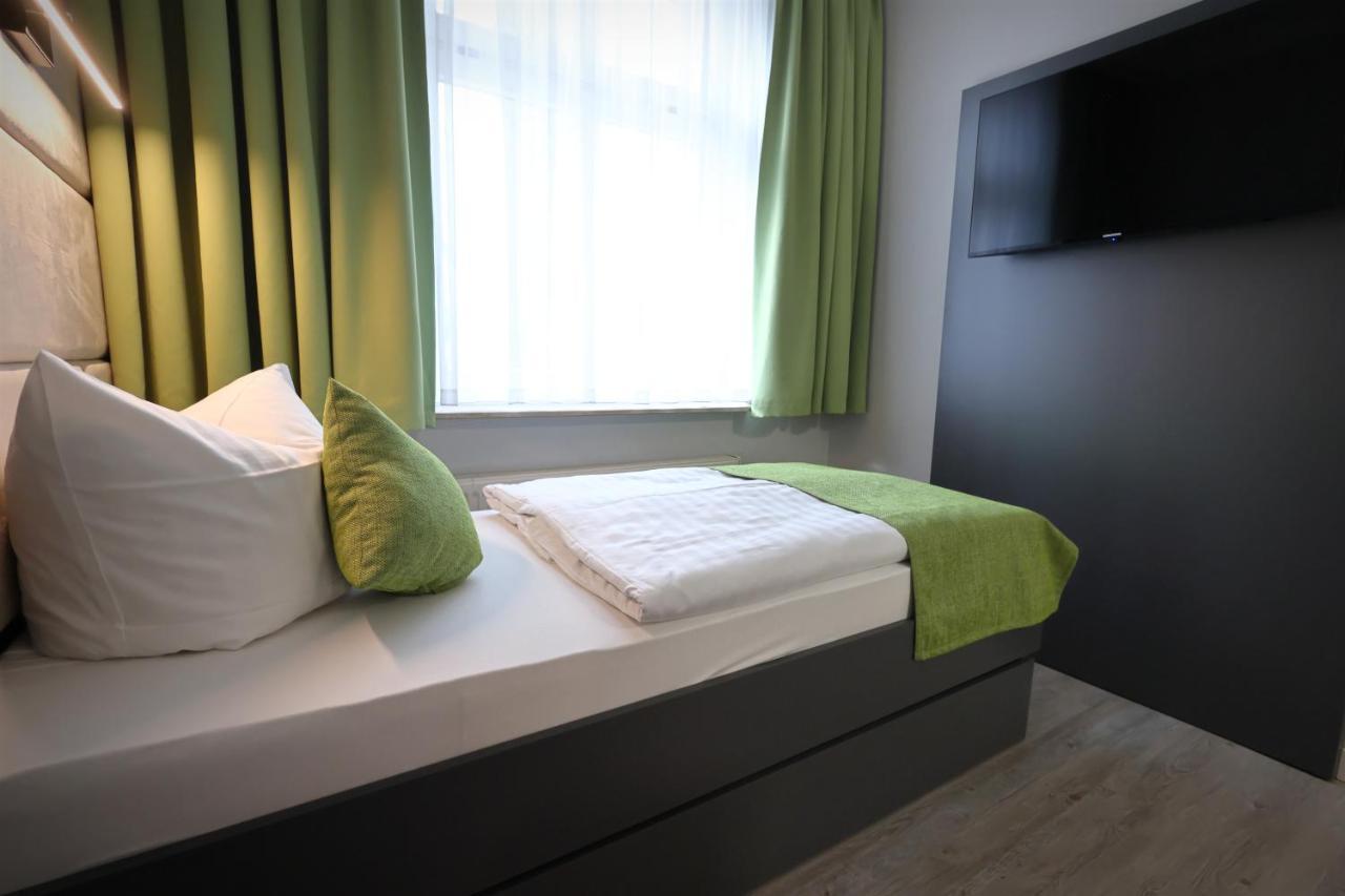 Hotel Und Restaurant Kranichsberg Woltersdorf  Екстериор снимка